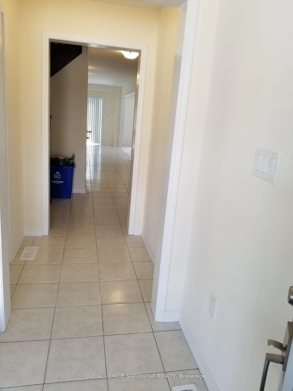 Photo 5 of 23 Cloy Drive, Thorold, Hurricane/Merrittville — HOMEH
