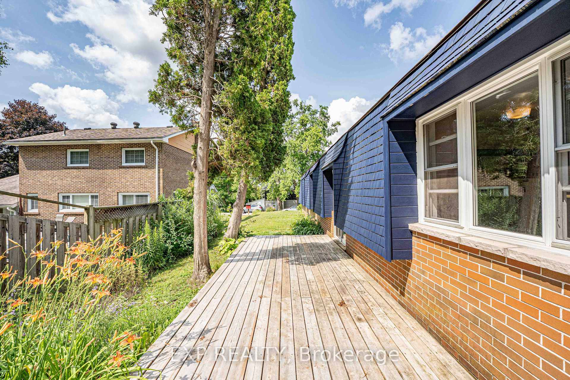 Photo 32 of 395 Brown Street, Gravenhurst, Muskoka (S) — HOMEH