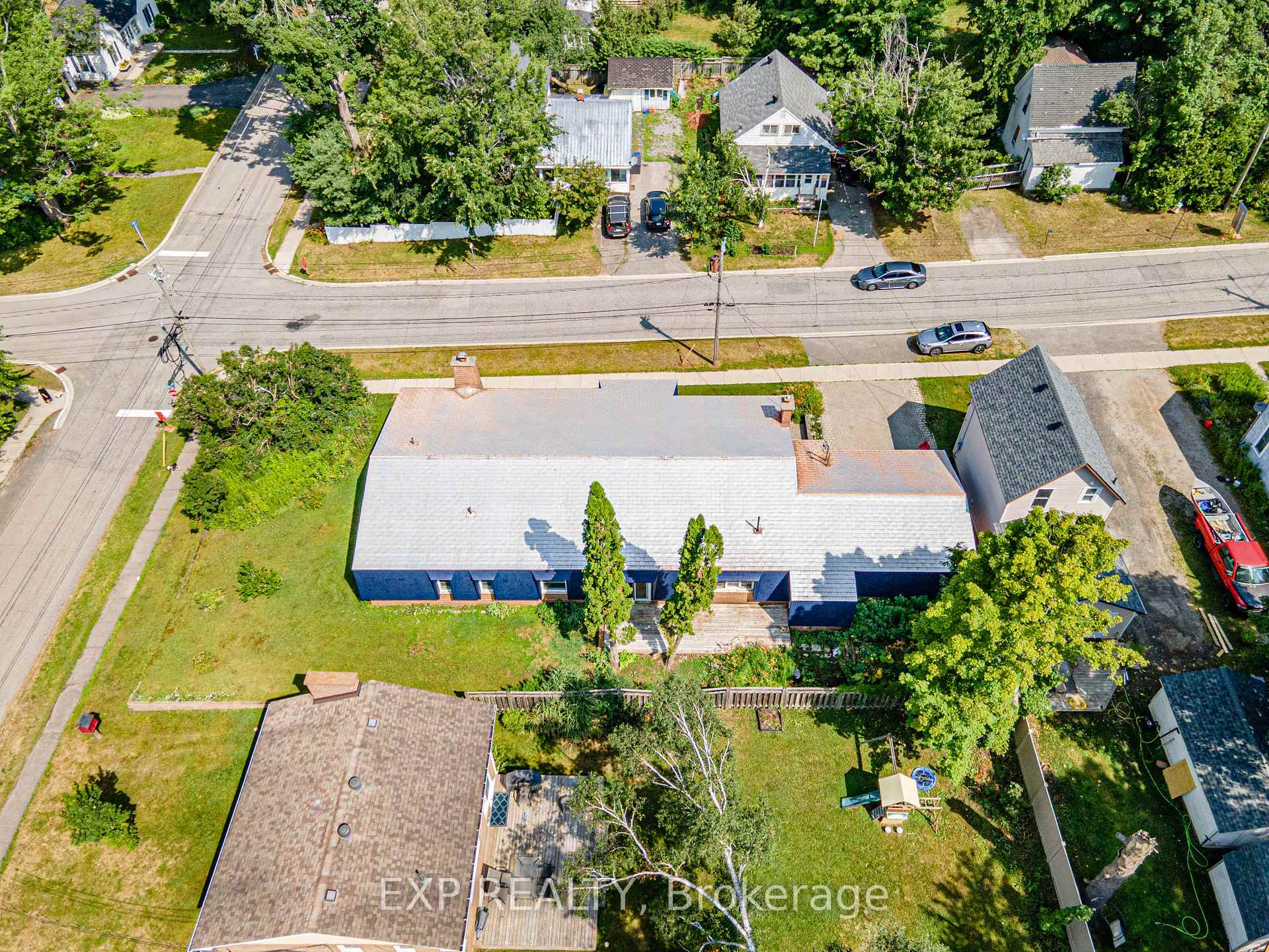 Photo 34 of 395 Brown Street, Gravenhurst, Muskoka (S) — HOMEH