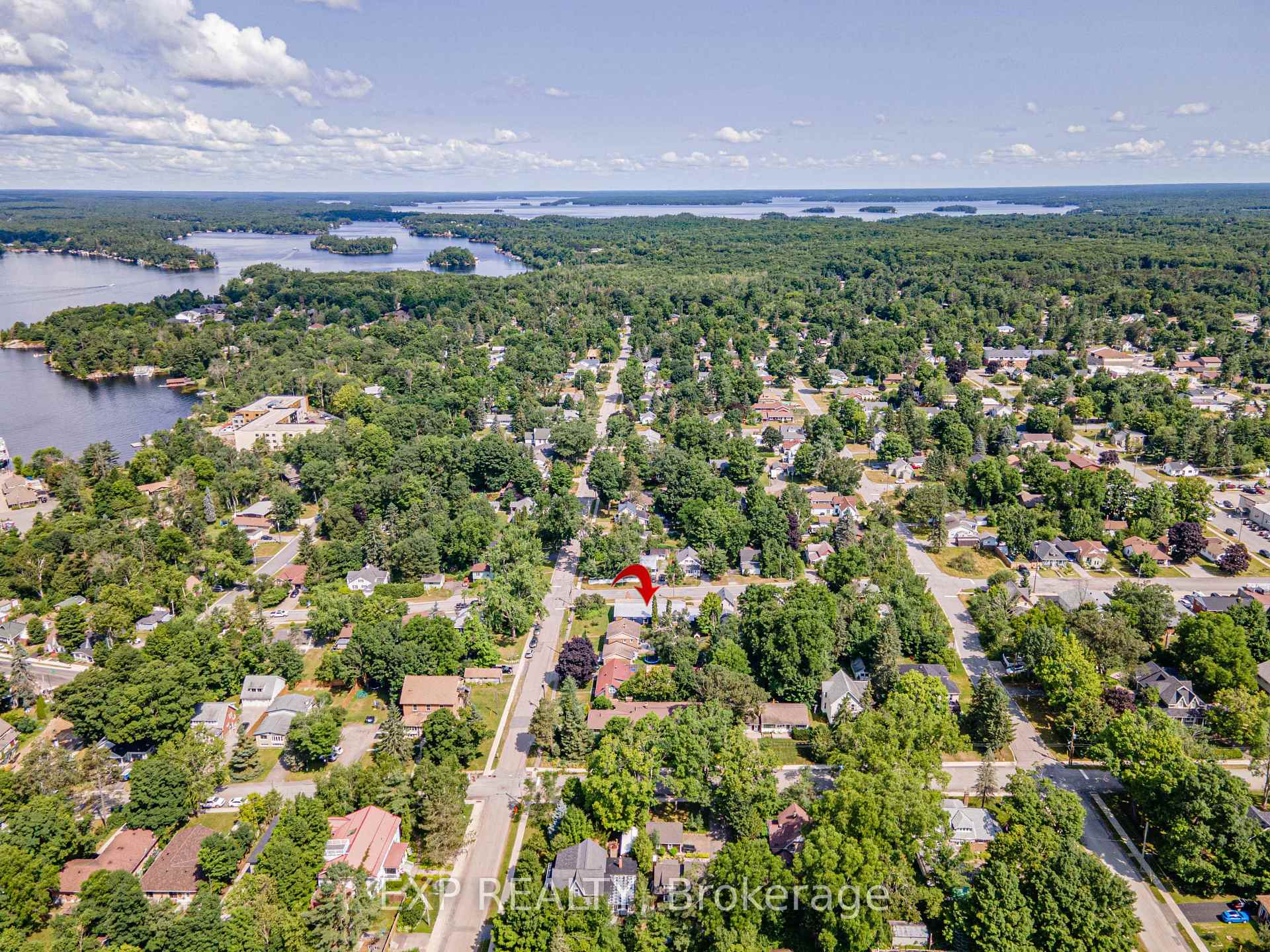 Photo 36 of 395 Brown Street, Gravenhurst, Muskoka (S) — HOMEH