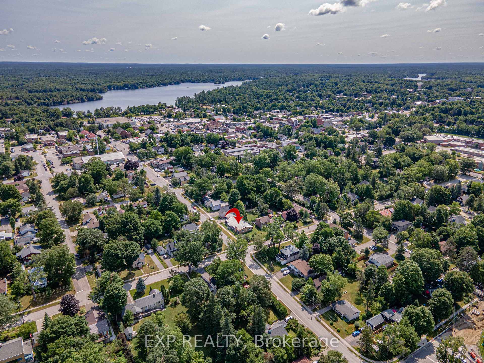 Photo 37 of 395 Brown Street, Gravenhurst, Muskoka (S) — HOMEH