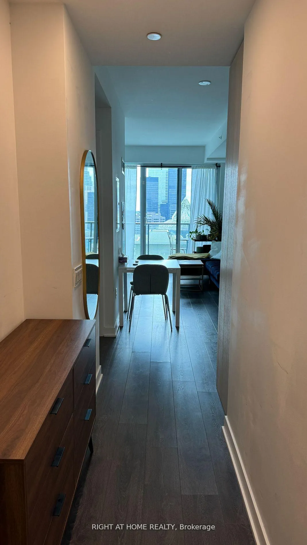 Photo 3 of Unit 4601, 115 Blue Jays Way, Toronto, Waterfront Communities — HOMEH
