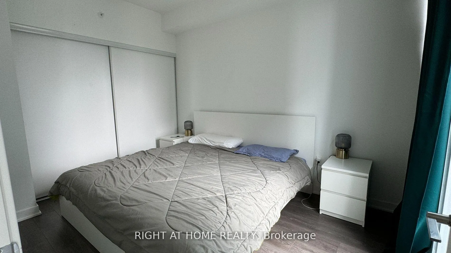 Photo 7 of Unit 4601, 115 Blue Jays Way, Toronto, Waterfront Communities — HOMEH