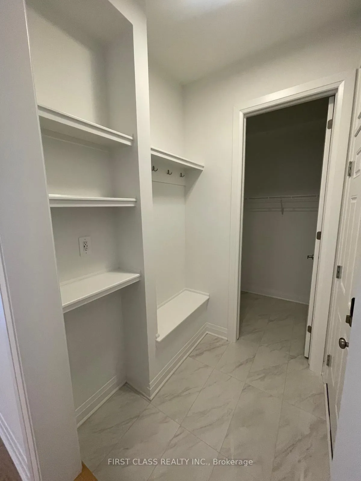 Photo 14 of 13 Moss Drive, Markham, Rural Markham — HOMEH