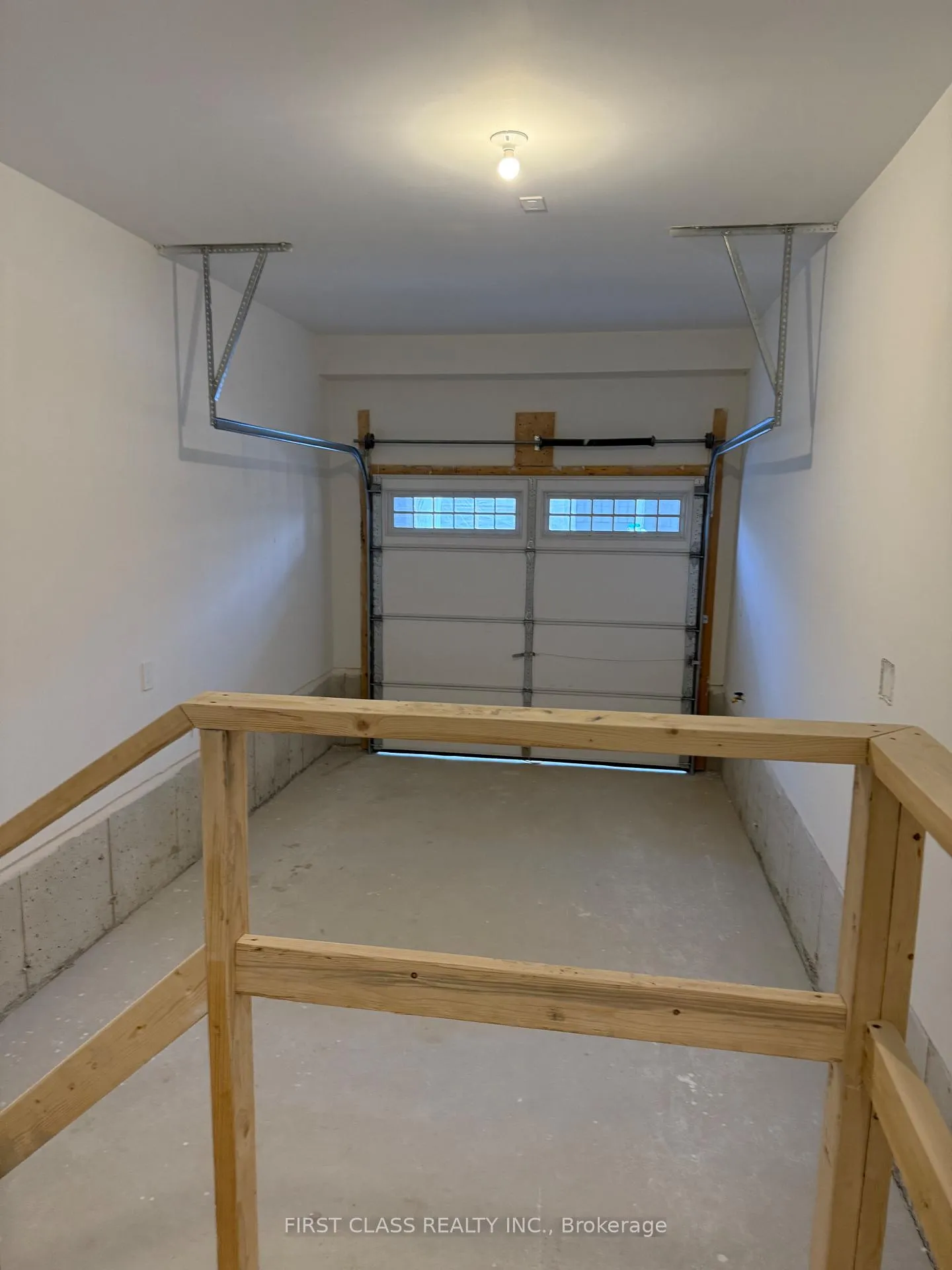 Photo 15 of 13 Moss Drive, Markham, Rural Markham — HOMEH