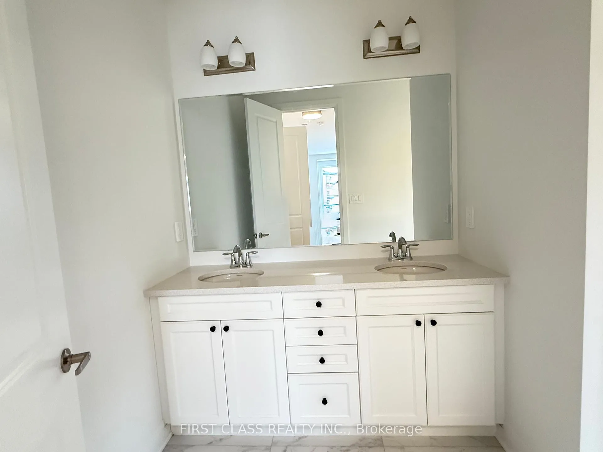 Photo 19 of 13 Moss Drive, Markham, Rural Markham — HOMEH