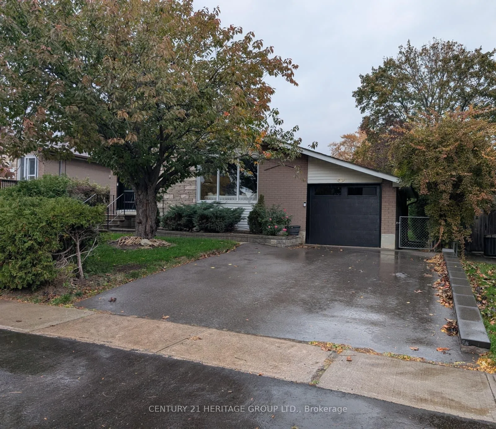 Photo 1 of Unit A, 971 Vistula Drive, Pickering, West Shore — HOMEH