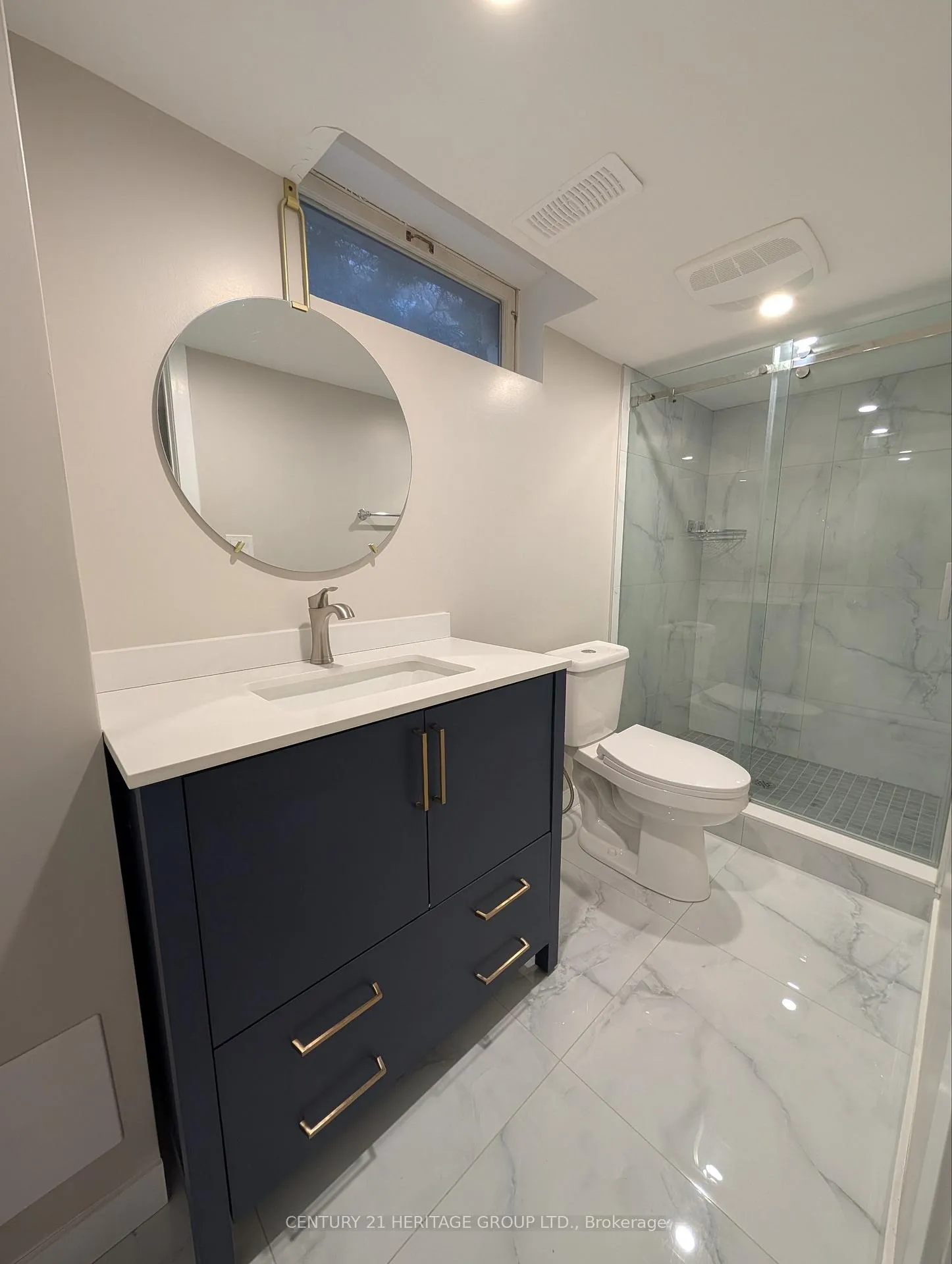 Photo 12 of Unit A, 971 Vistula Drive, Pickering, West Shore — HOMEH