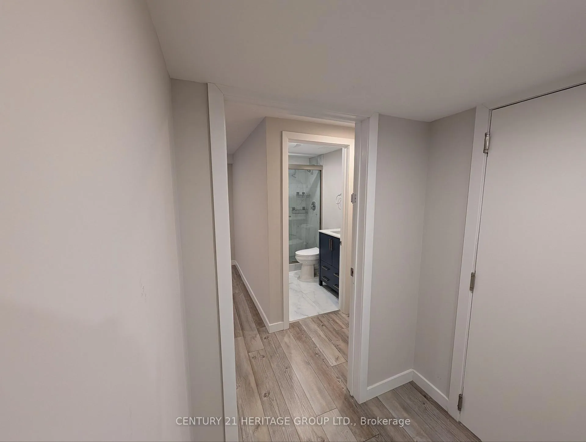 Photo 17 of Unit A, 971 Vistula Drive, Pickering, West Shore — HOMEH