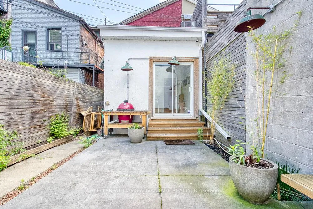 Photo 18 of Unit A, 104 Ossington Avenue, Toronto, Trinity-Bellwoods — HOMEH