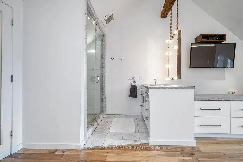 Photo 37 of Unit A, 104 Ossington Avenue, Toronto, Trinity-Bellwoods — HOMEH