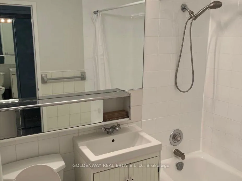 Photo 5 of Unit 506, 78 Warren Road, Toronto, Casa Loma — HOMEH