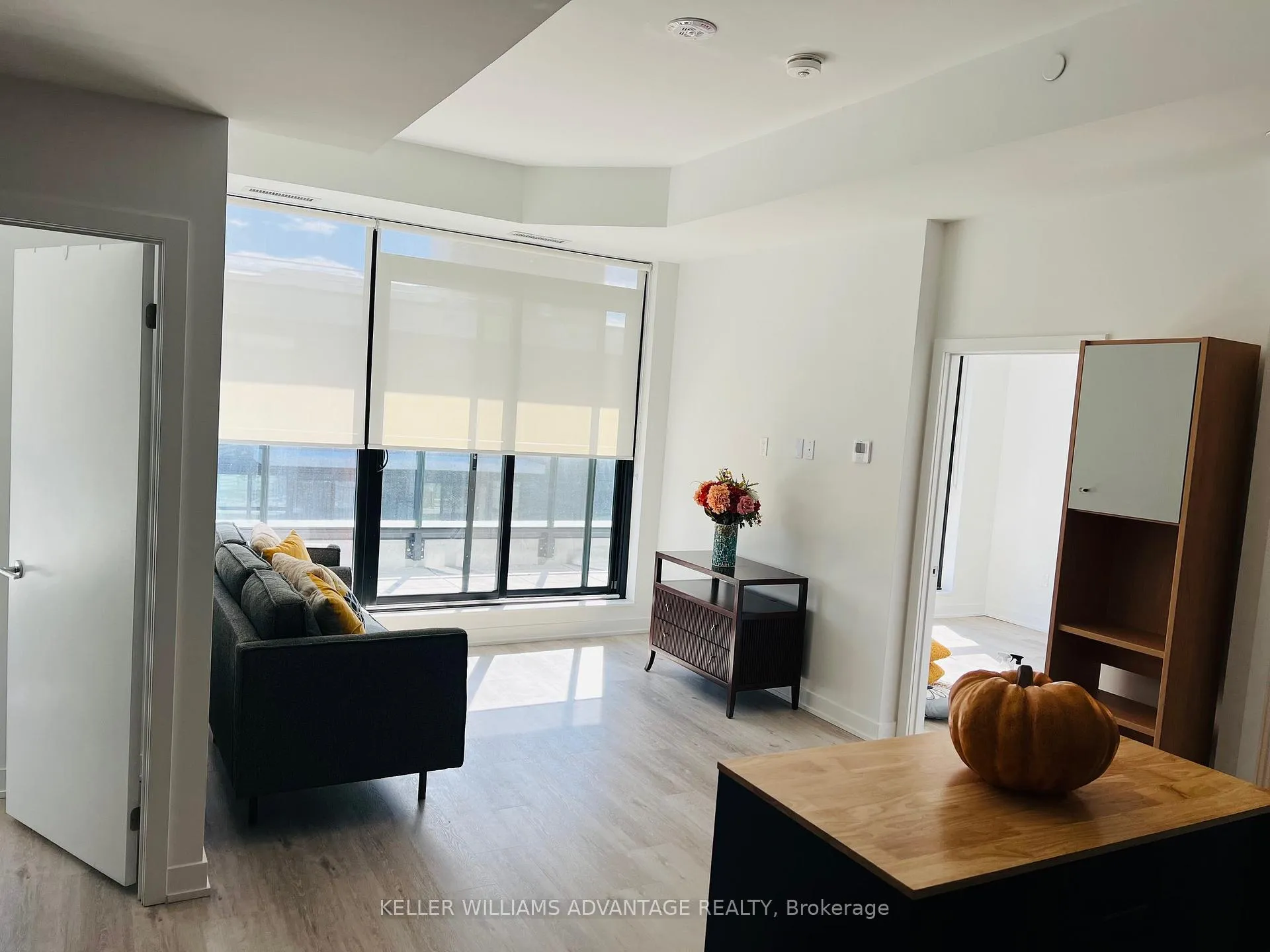 Photo 4 of Unit PH-511 B, 1604 Charles Street, Whitby, Port Whitby — HOMEH