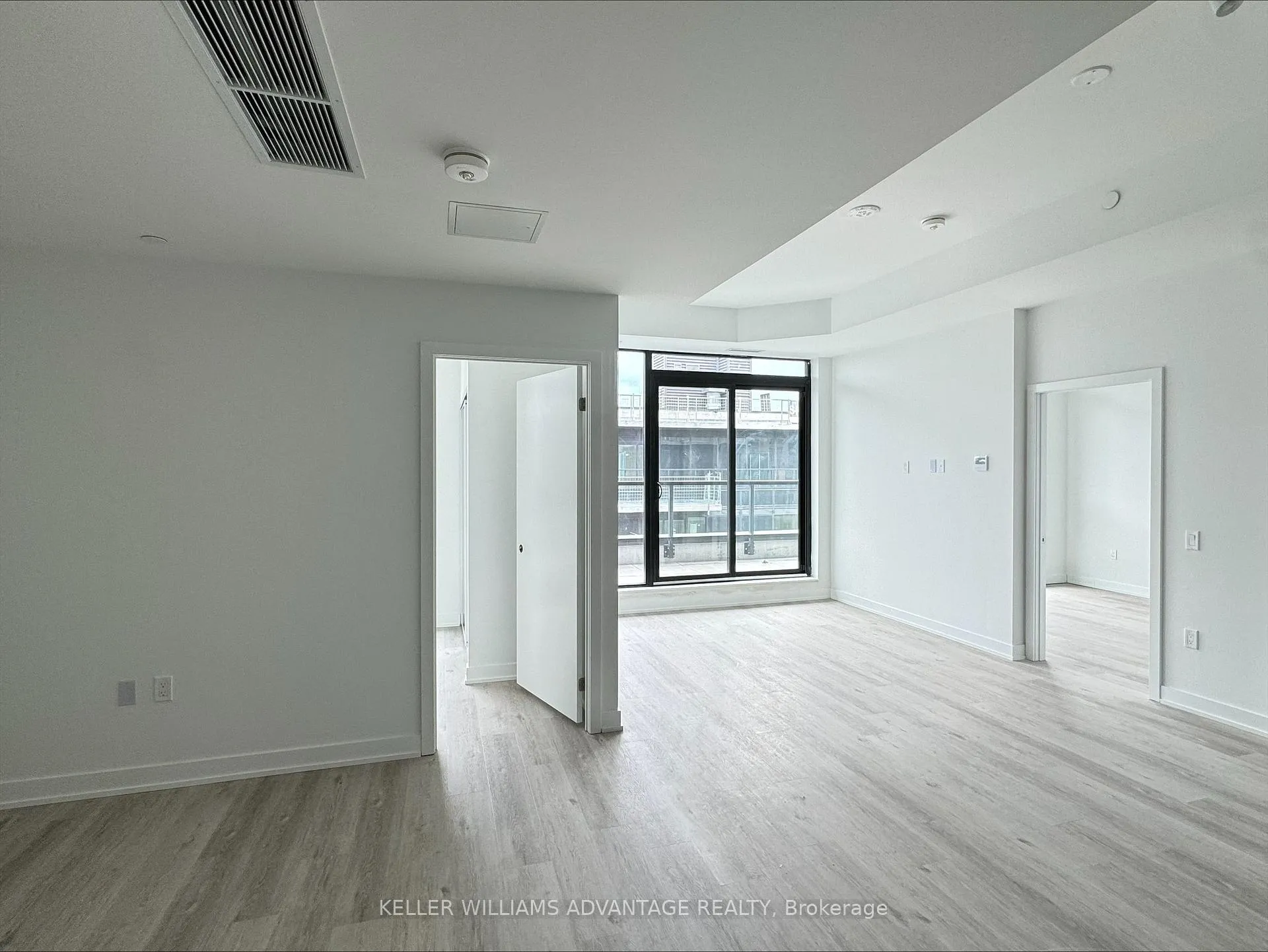 Photo 9 of Unit PH-511 B, 1604 Charles Street, Whitby, Port Whitby — HOMEH
