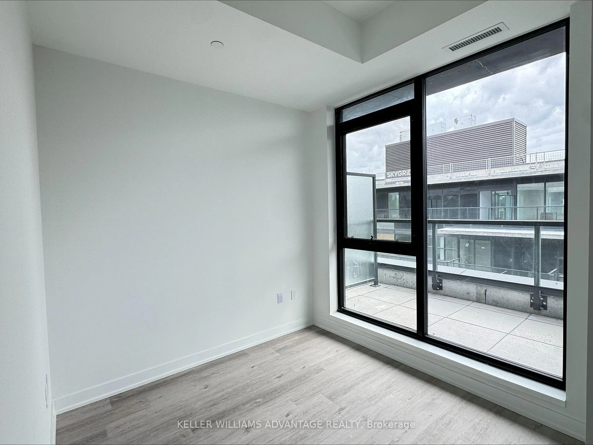 Photo 12 of Unit PH-511 B, 1604 Charles Street, Whitby, Port Whitby — HOMEH