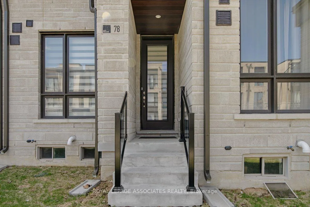Photo 3 of 78 Stauffer Crescent, Markham, Cornell — HOMEH