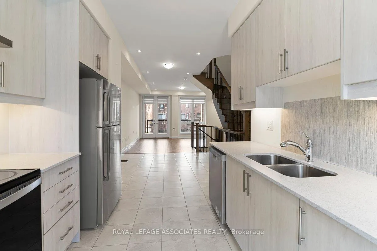Photo 9 of 78 Stauffer Crescent, Markham, Cornell — HOMEH