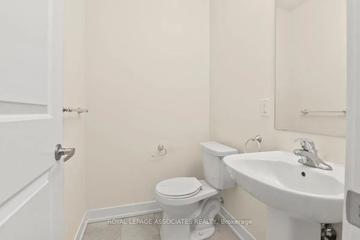 Photo 10 of 78 Stauffer Crescent, Markham, Cornell — HOMEH