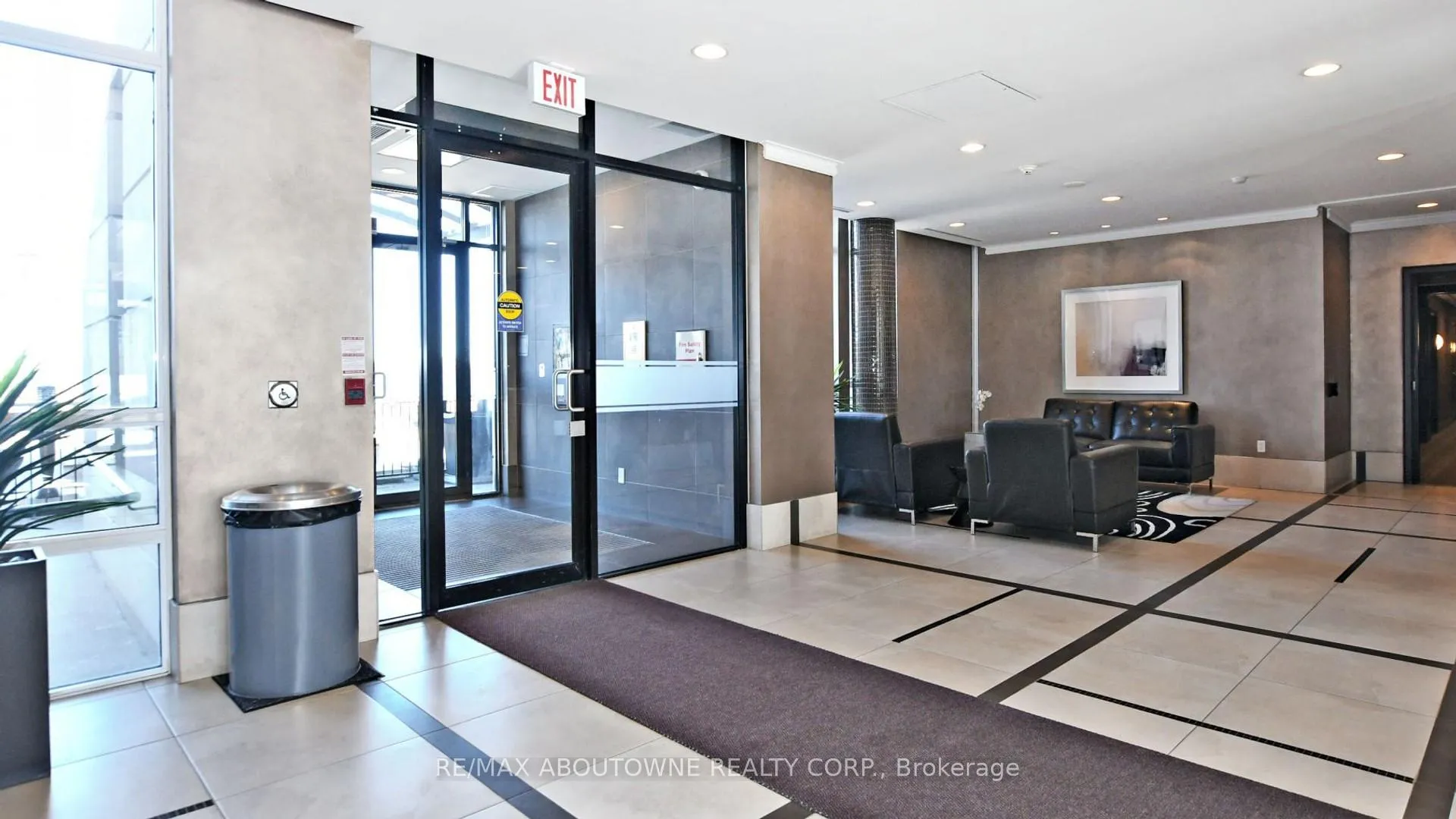 Photo 5 of Unit 609, 151 Upper Duke Crescent, Markham, Unionville — HOMEH
