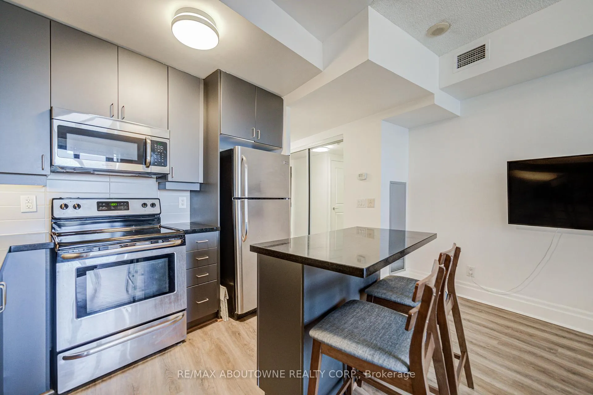 Photo 26 of Unit 609, 151 Upper Duke Crescent, Markham, Unionville — HOMEH