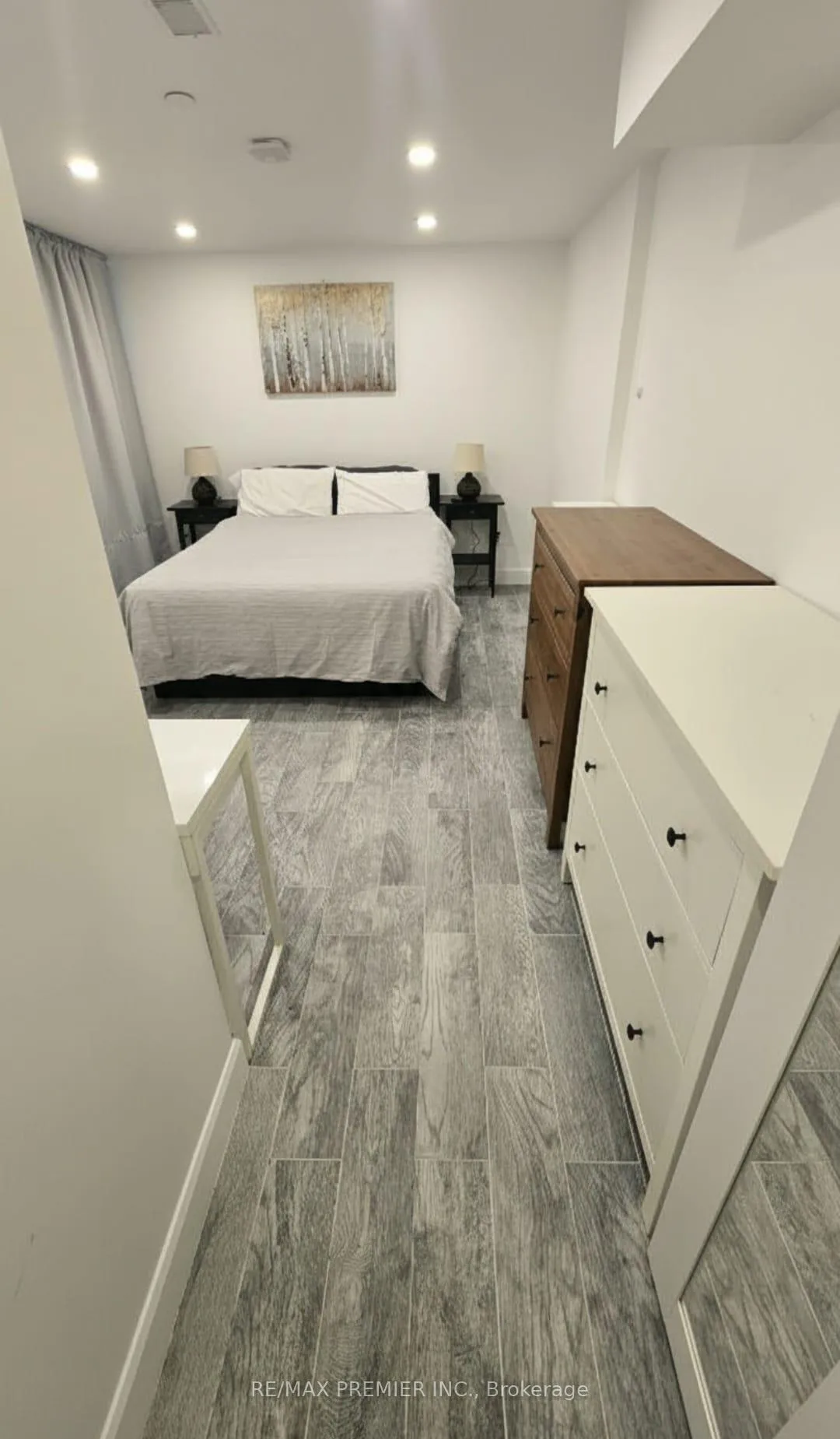 Photo 5 of Unit B, 29 Rusholme Road, Toronto, Little Portugal — HOMEH