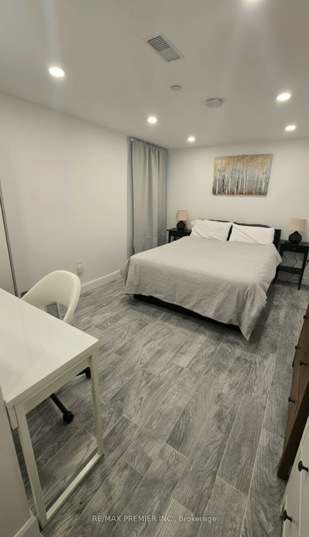 Photo 6 of Unit B, 29 Rusholme Road, Toronto, Little Portugal — HOMEH