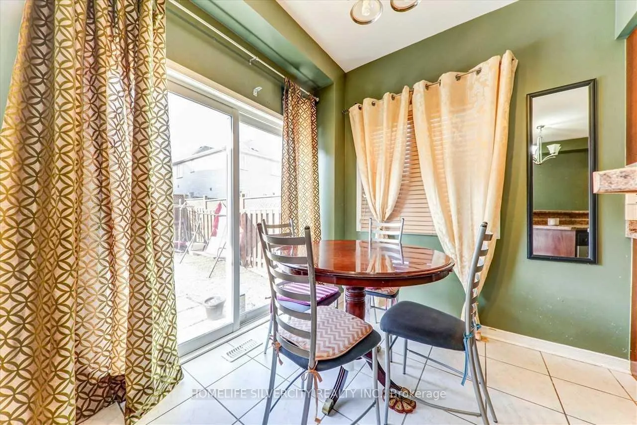 Photo 15 of 200 Roy Rainey Avenue, Markham, Wismer — HOMEH