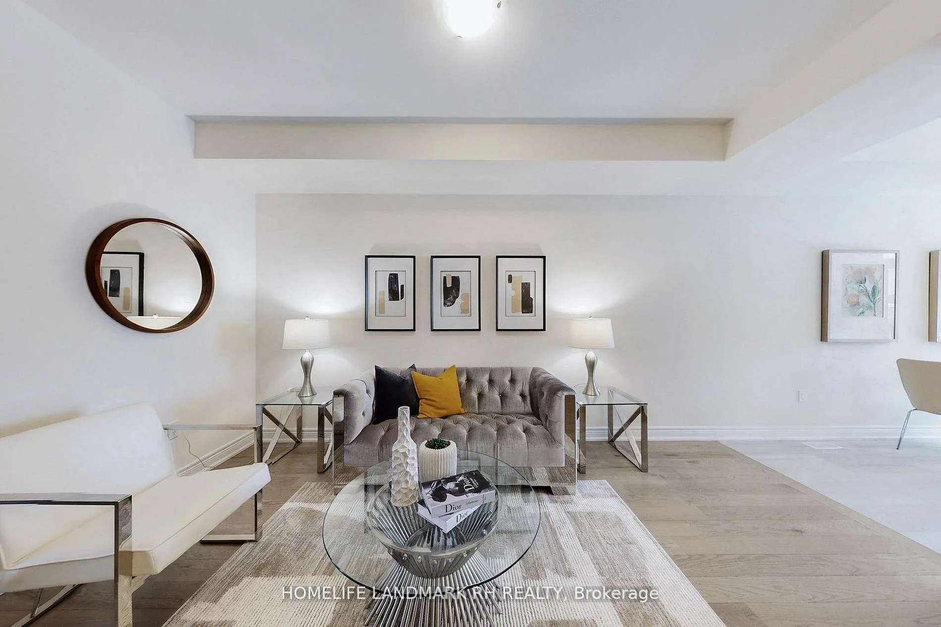 Photo 3 of 163 Berczy Green Drive, Markham, Rural Markham — HOMEH
