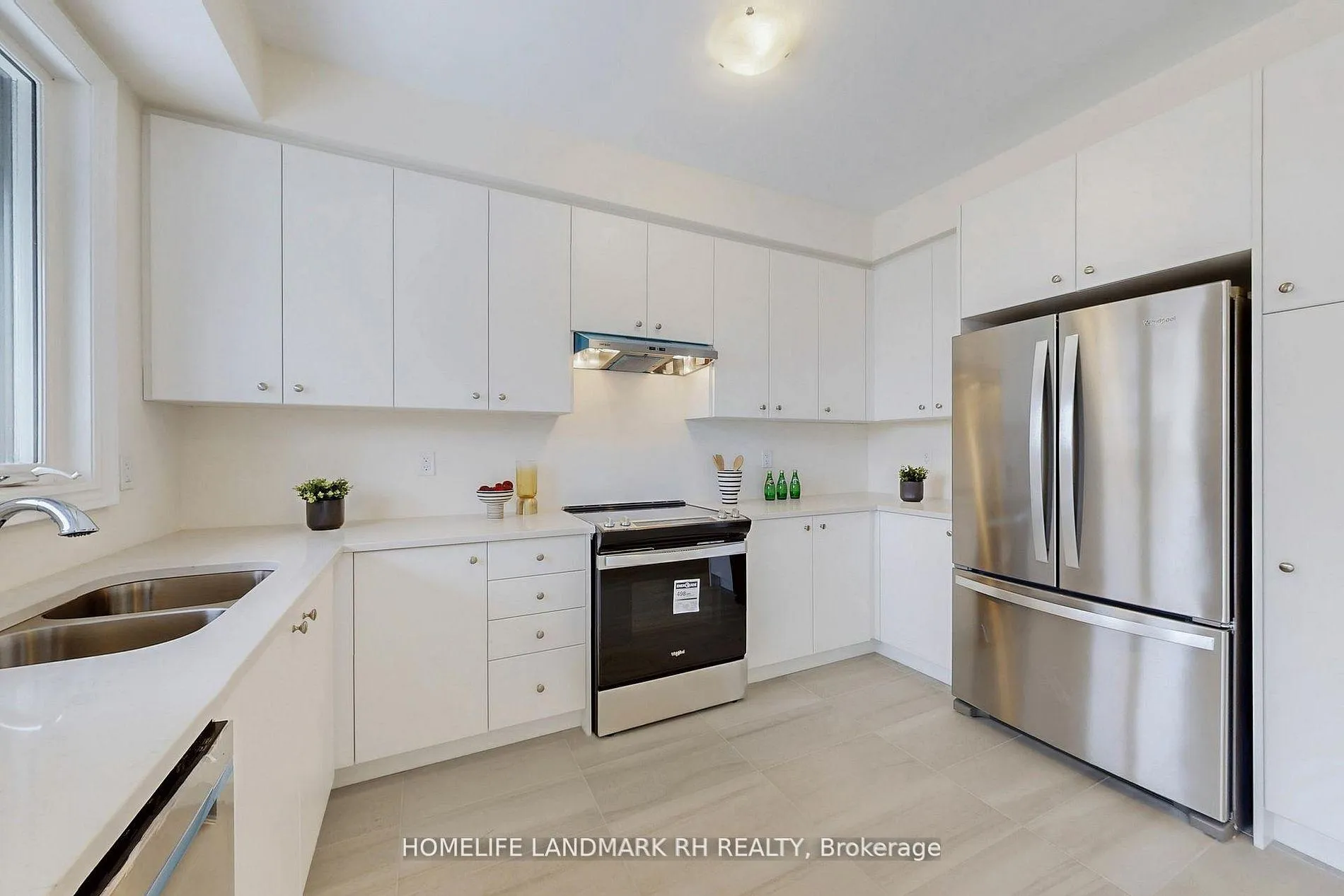 Photo 13 of 163 Berczy Green Drive, Markham, Rural Markham — HOMEH