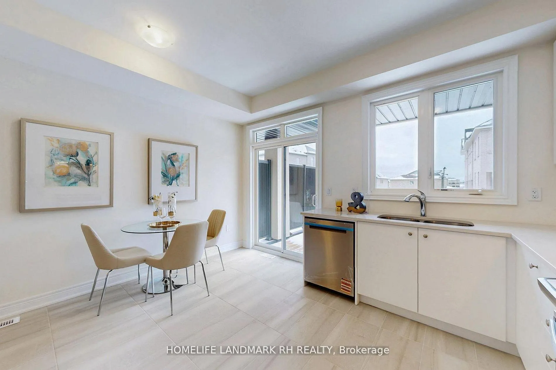 Photo 16 of 163 Berczy Green Drive, Markham, Rural Markham — HOMEH