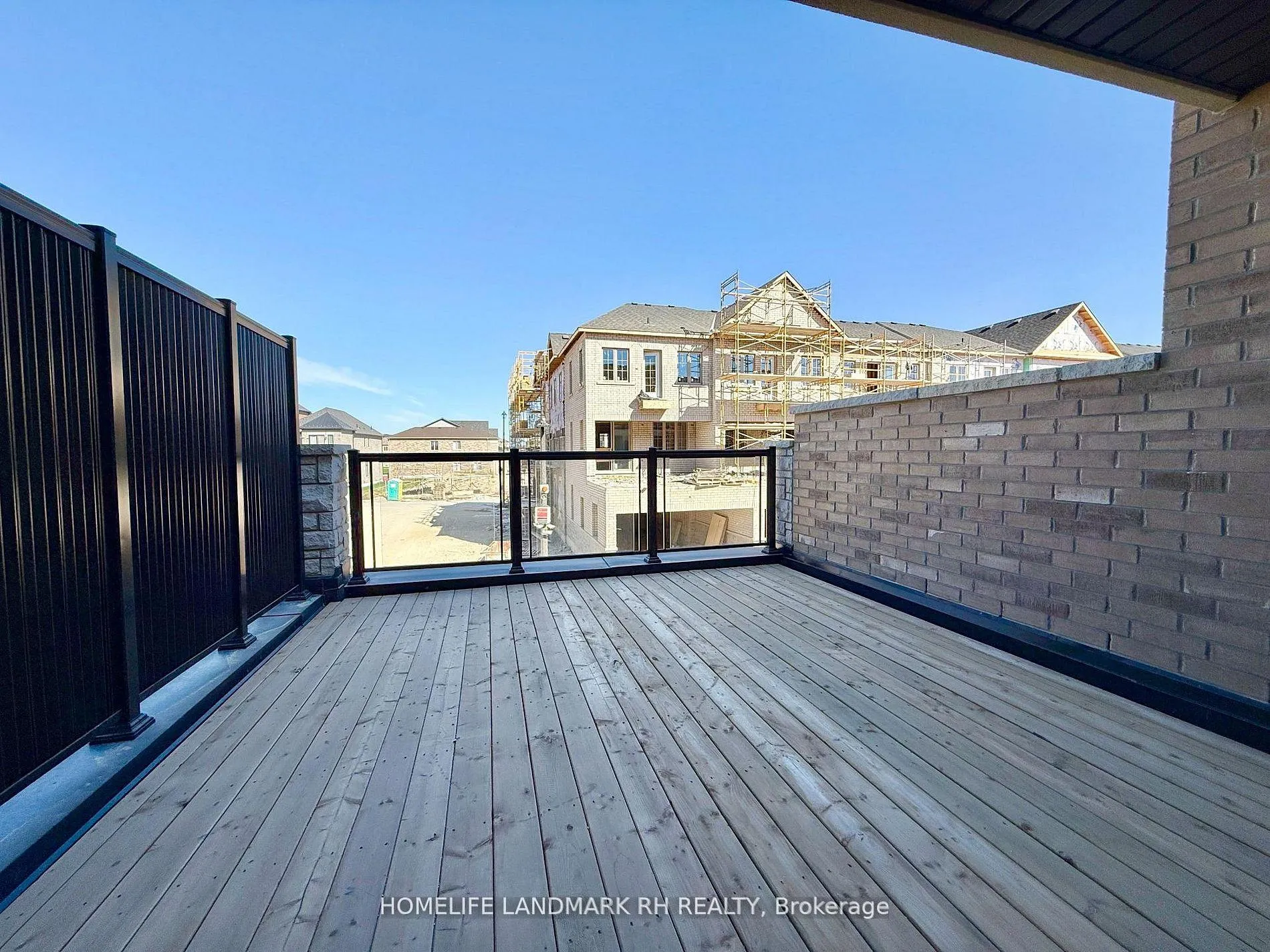 Photo 17 of 163 Berczy Green Drive, Markham, Rural Markham — HOMEH