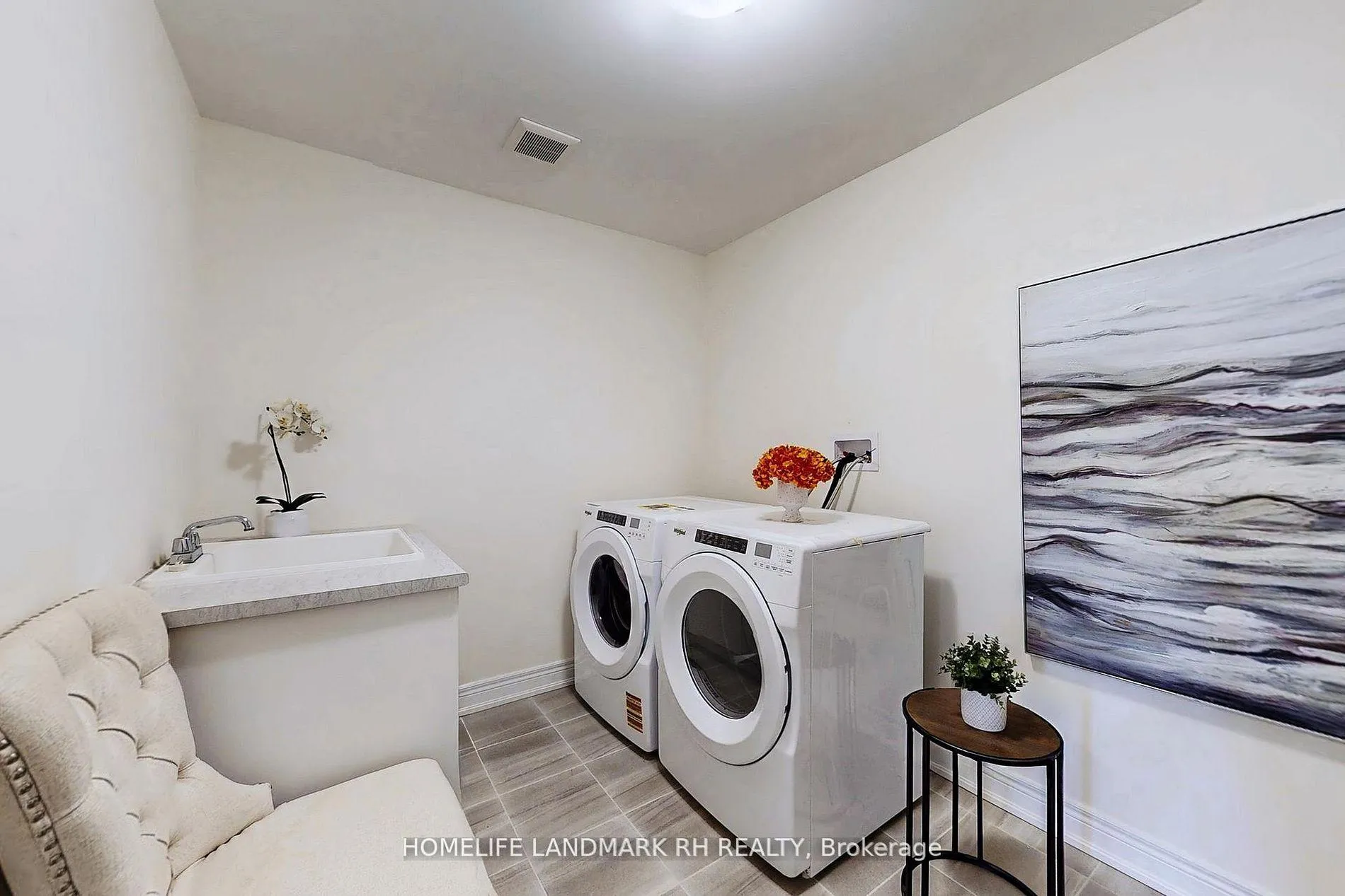 Photo 33 of 163 Berczy Green Drive, Markham, Rural Markham — HOMEH