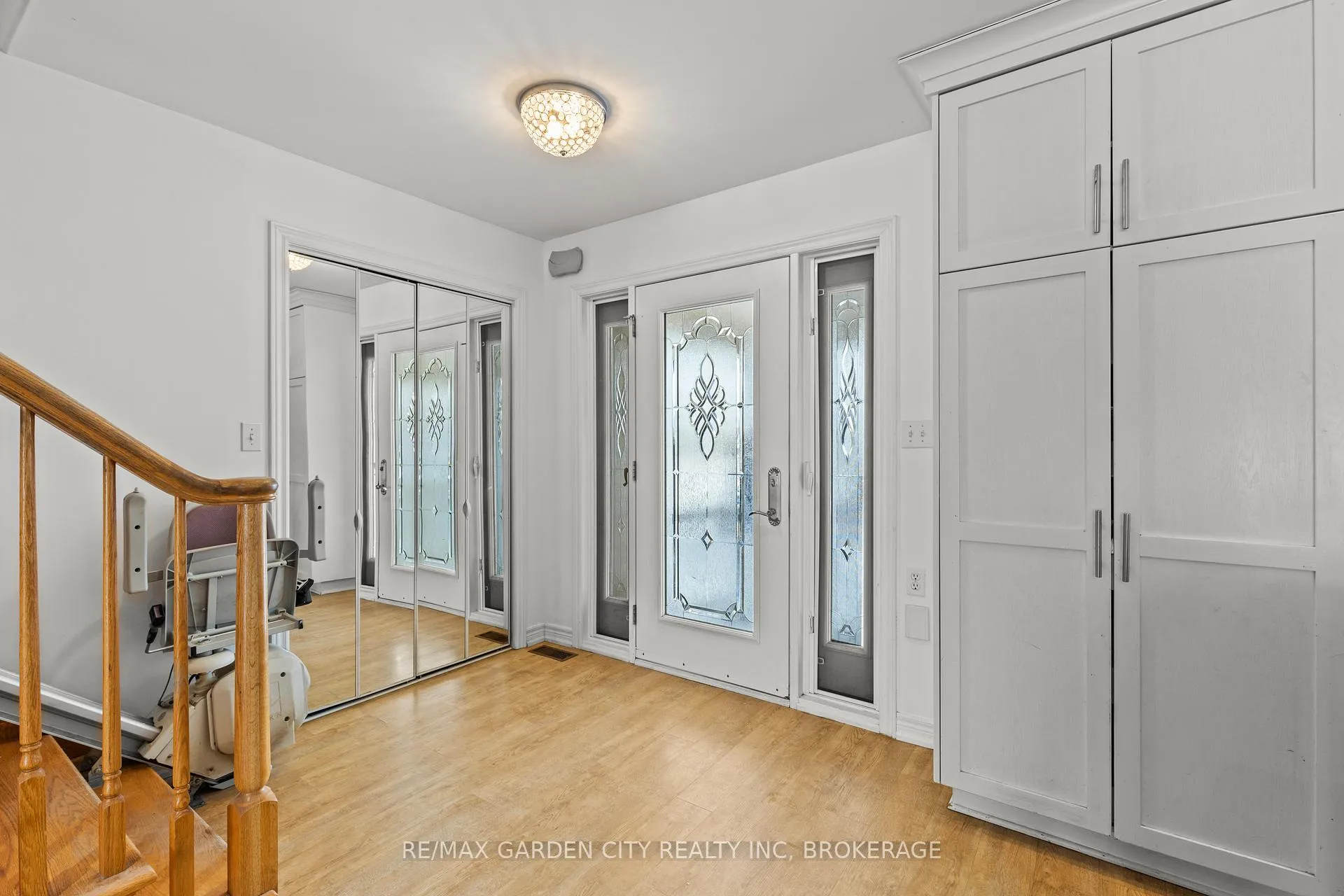 Photo 4 of Unit 1, 101 Moffatt Street, St. Catharines, Oakdale — HOMEH