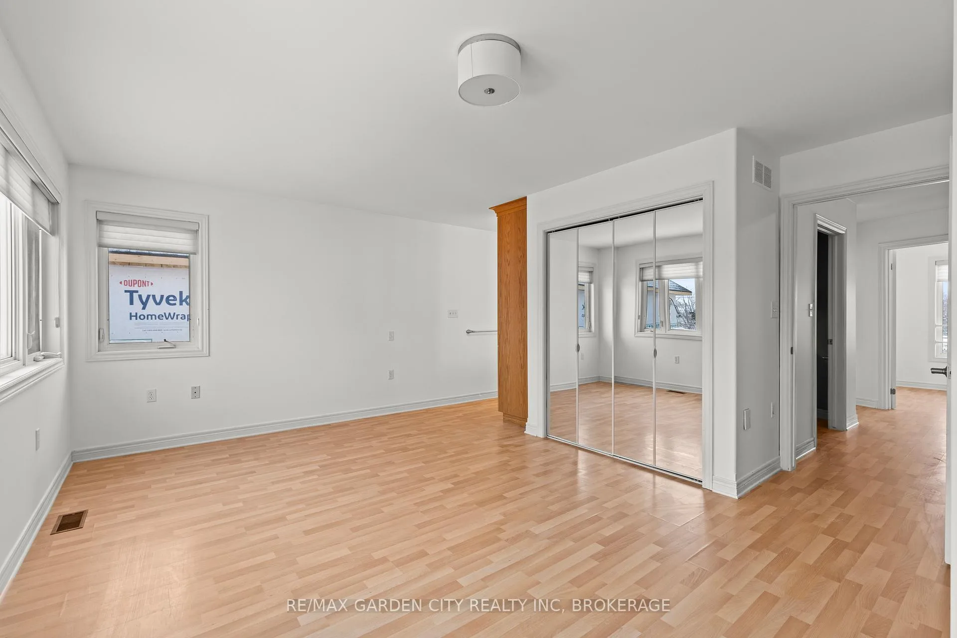 Photo 14 of Unit 1, 101 Moffatt Street, St. Catharines, Oakdale — HOMEH