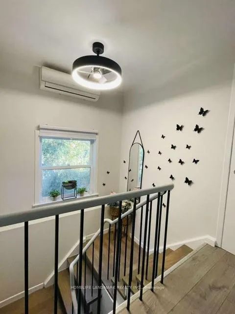 Photo 4 of Unit 2nd floor one room, 166 Chaplin Crescent, Toronto, Forest Hill South — HOMEH