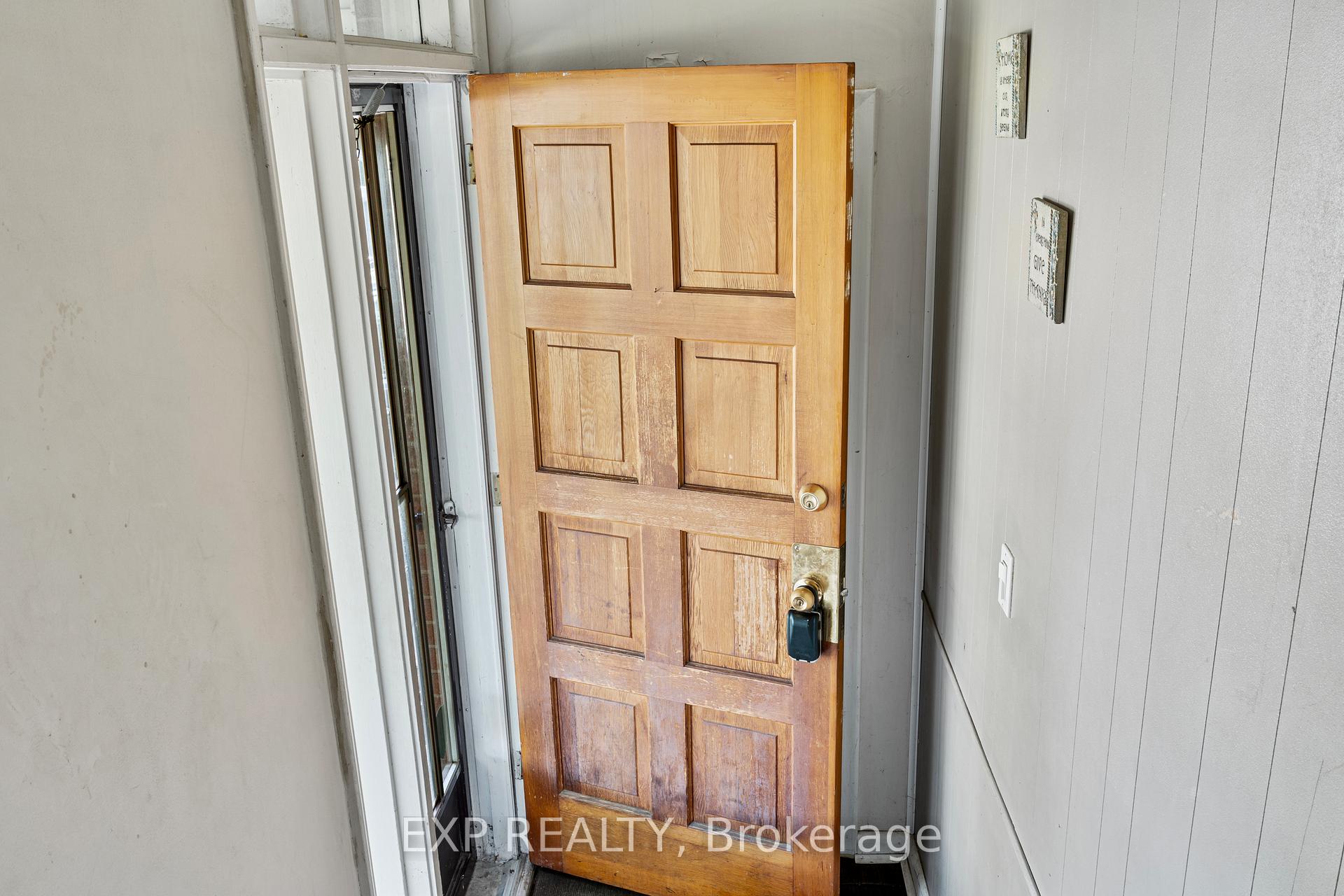 Photo 6 of 52 Burcher Road, Ajax, South East — HOMEH