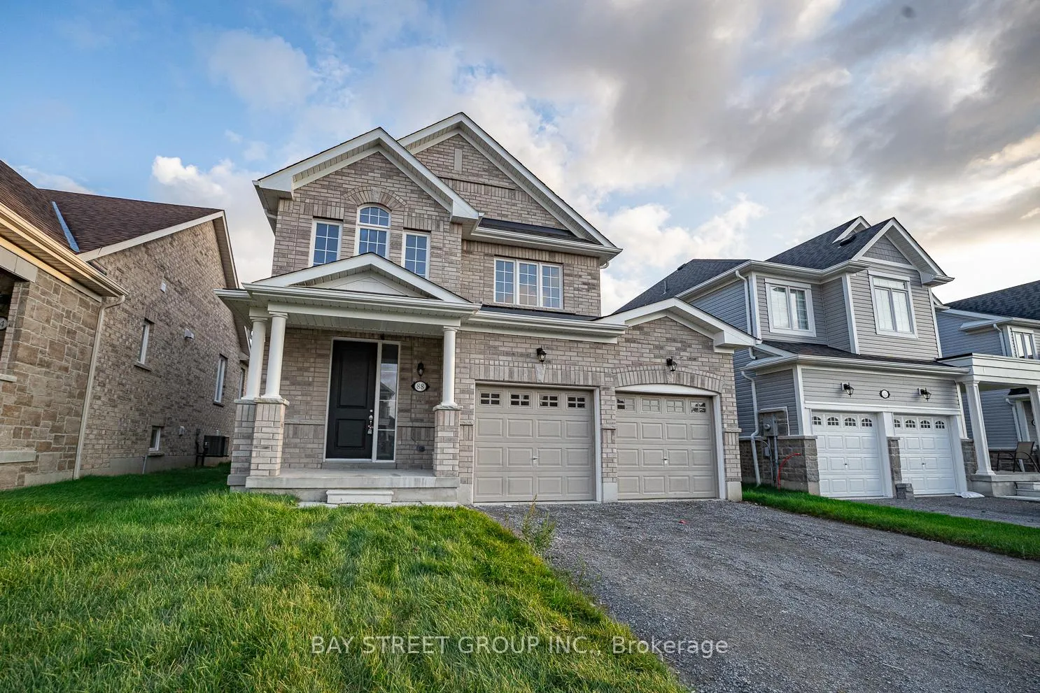 Photo 2 of 88 Forestlane Way, Scugog, Port Perry — HOMEH