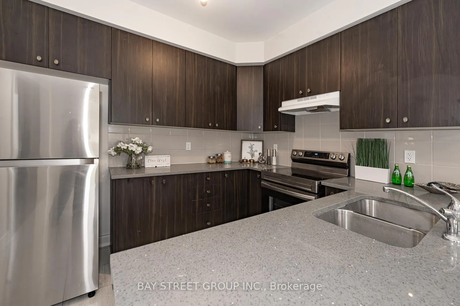 Photo 9 of 88 Forestlane Way, Scugog, Port Perry — HOMEH