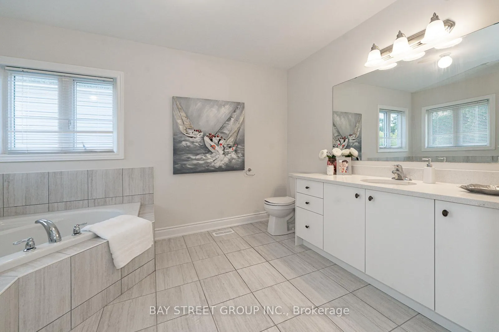 Photo 11 of 88 Forestlane Way, Scugog, Port Perry — HOMEH