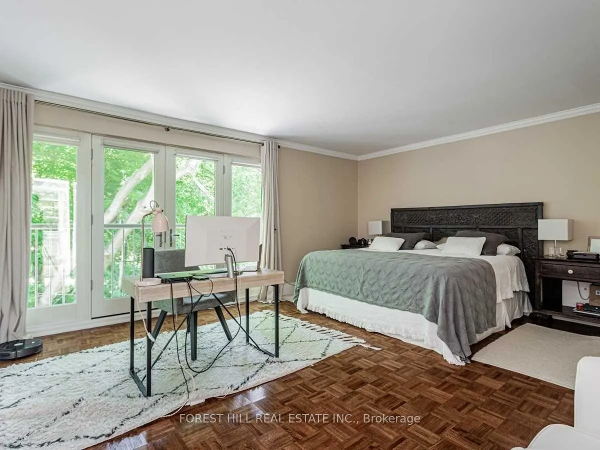 Photo 20 of 49 Lower Village Gate, Toronto, Forest Hill South — HOMEH