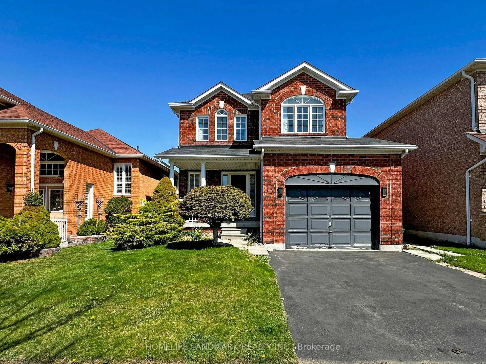Photo 4 of 10 Lacroix Court, Whitby, Taunton North — HOMEH