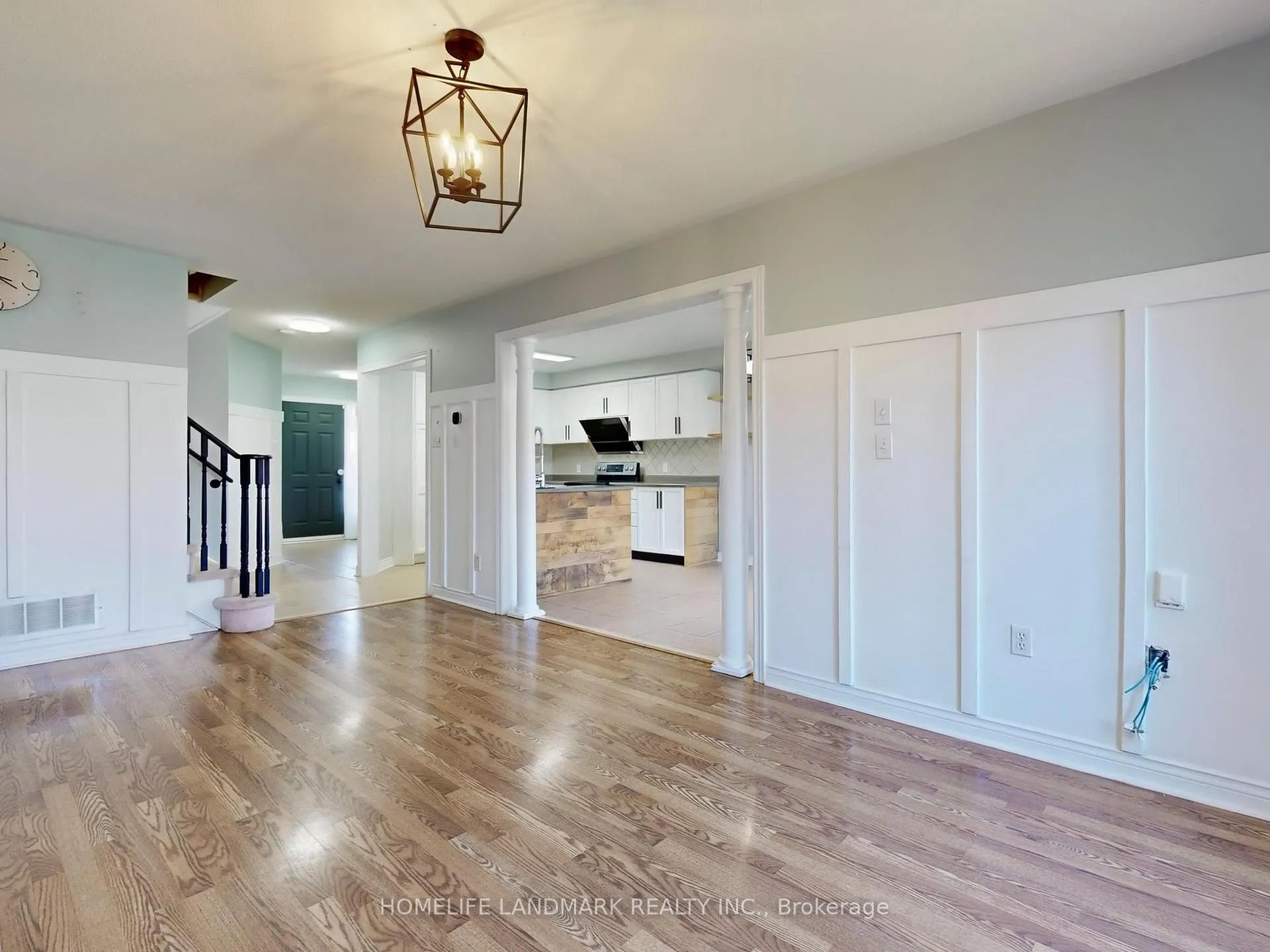 Photo 9 of 10 Lacroix Court, Whitby, Taunton North — HOMEH