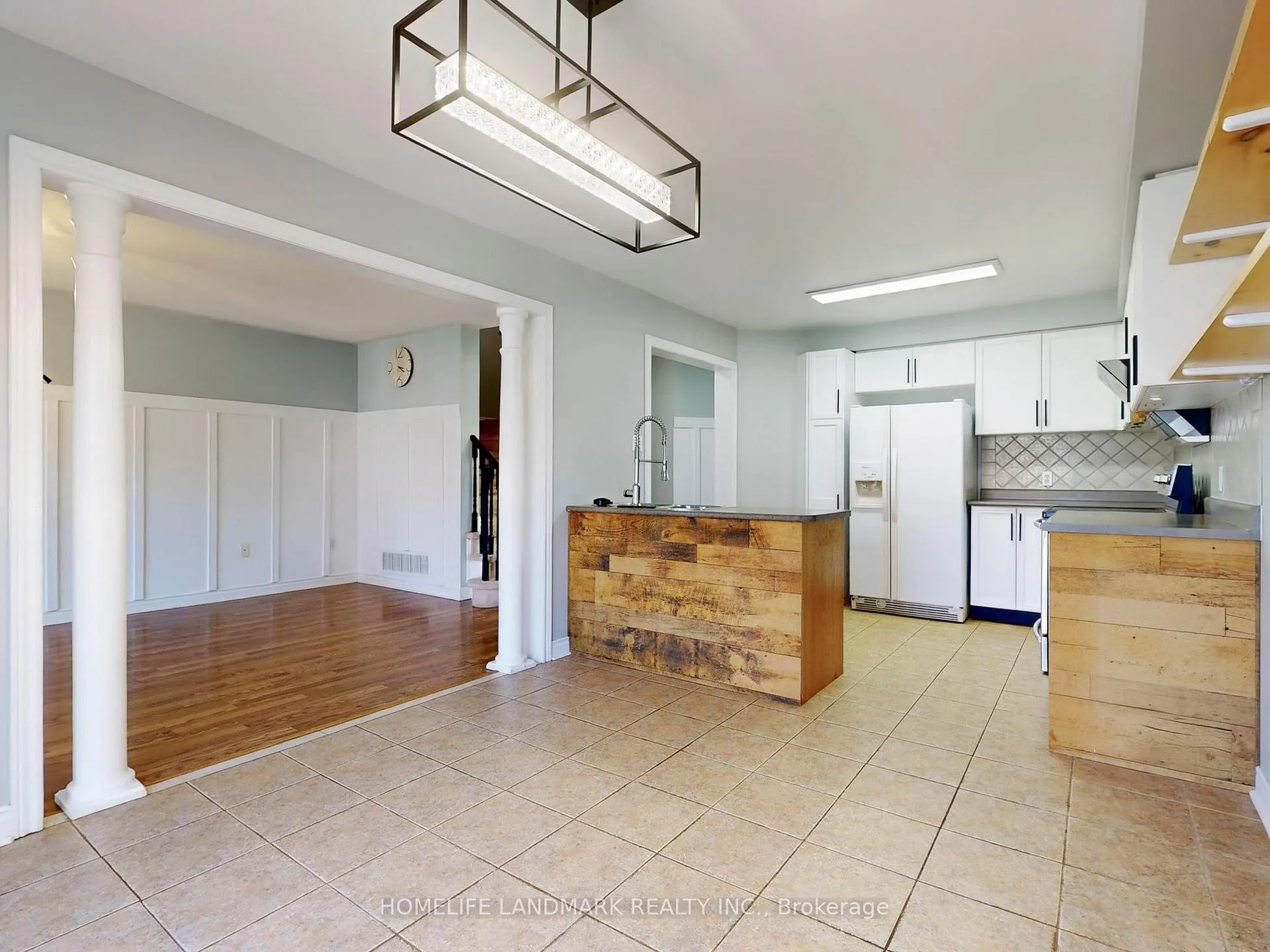 Photo 13 of 10 Lacroix Court, Whitby, Taunton North — HOMEH