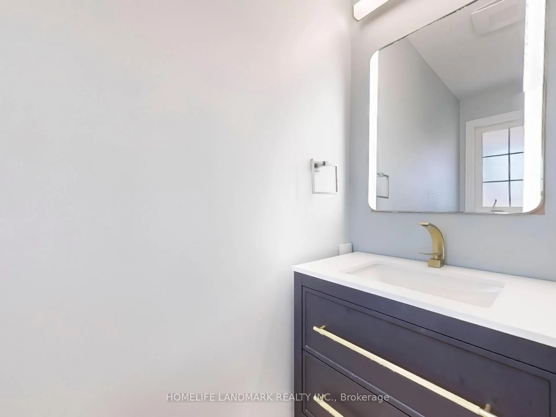 Photo 20 of 10 Lacroix Court, Whitby, Taunton North — HOMEH