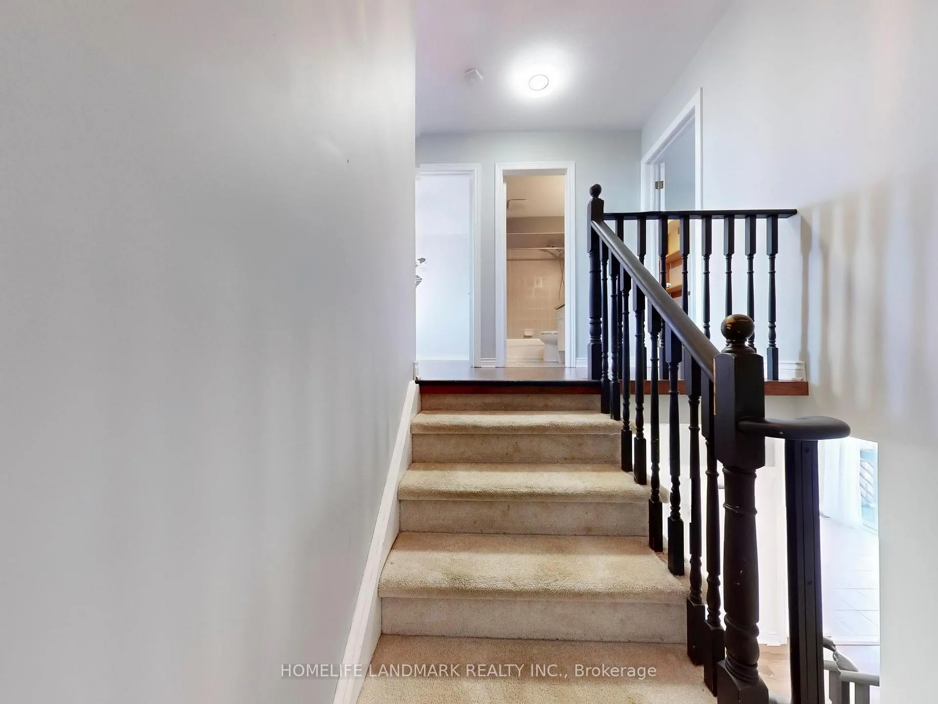 Photo 23 of 10 Lacroix Court, Whitby, Taunton North — HOMEH