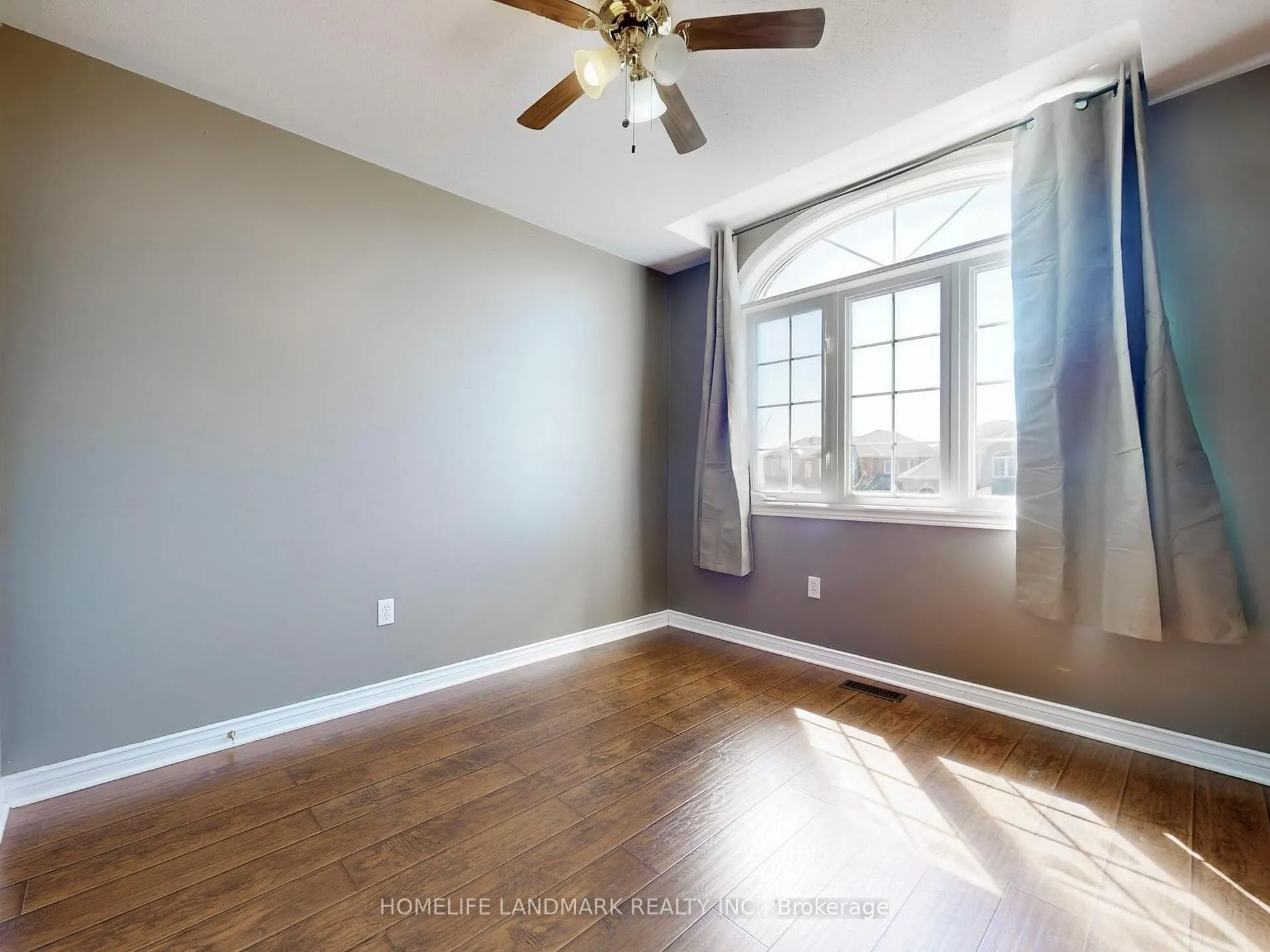 Photo 32 of 10 Lacroix Court, Whitby, Taunton North — HOMEH