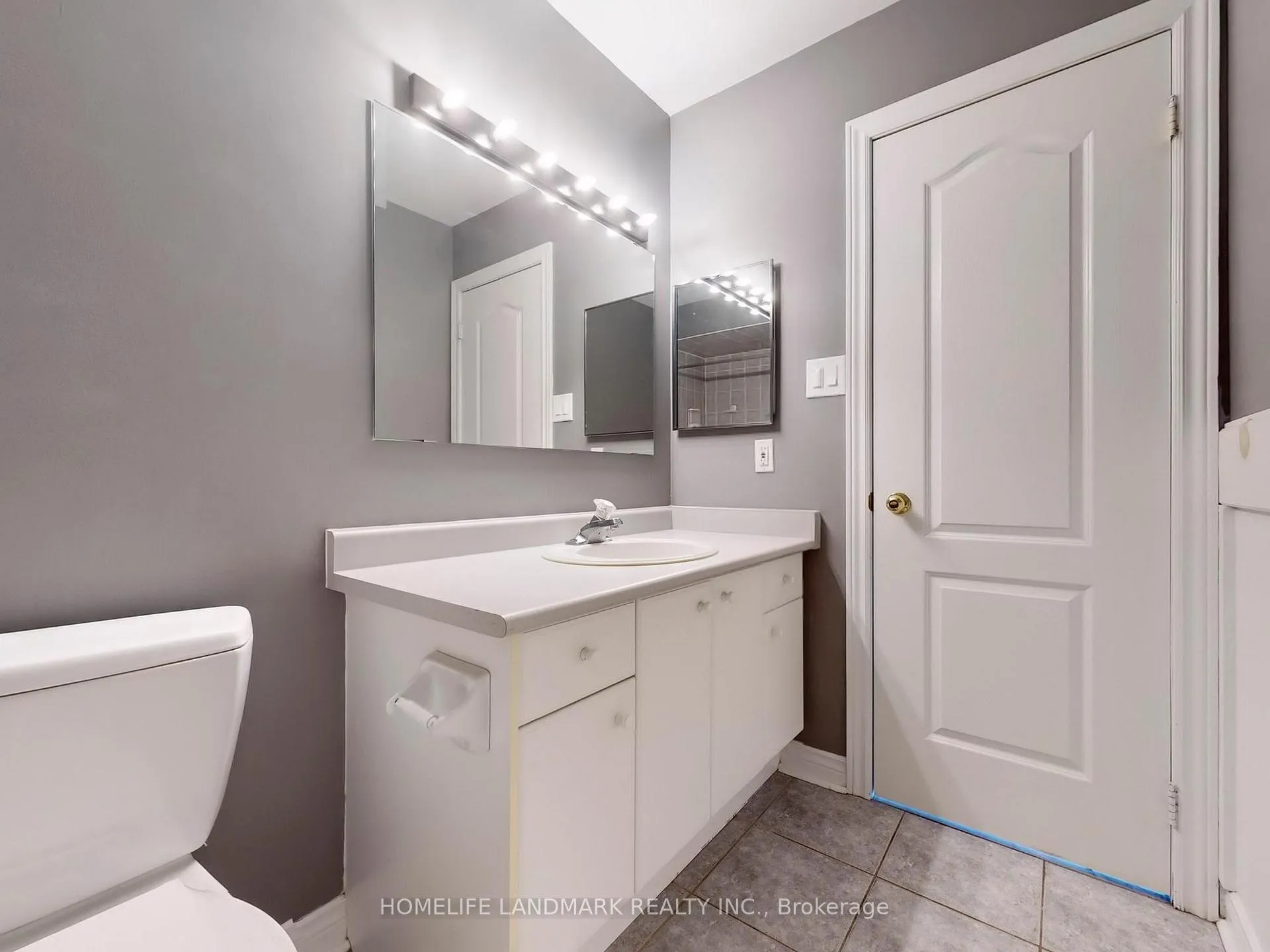 Photo 35 of 10 Lacroix Court, Whitby, Taunton North — HOMEH