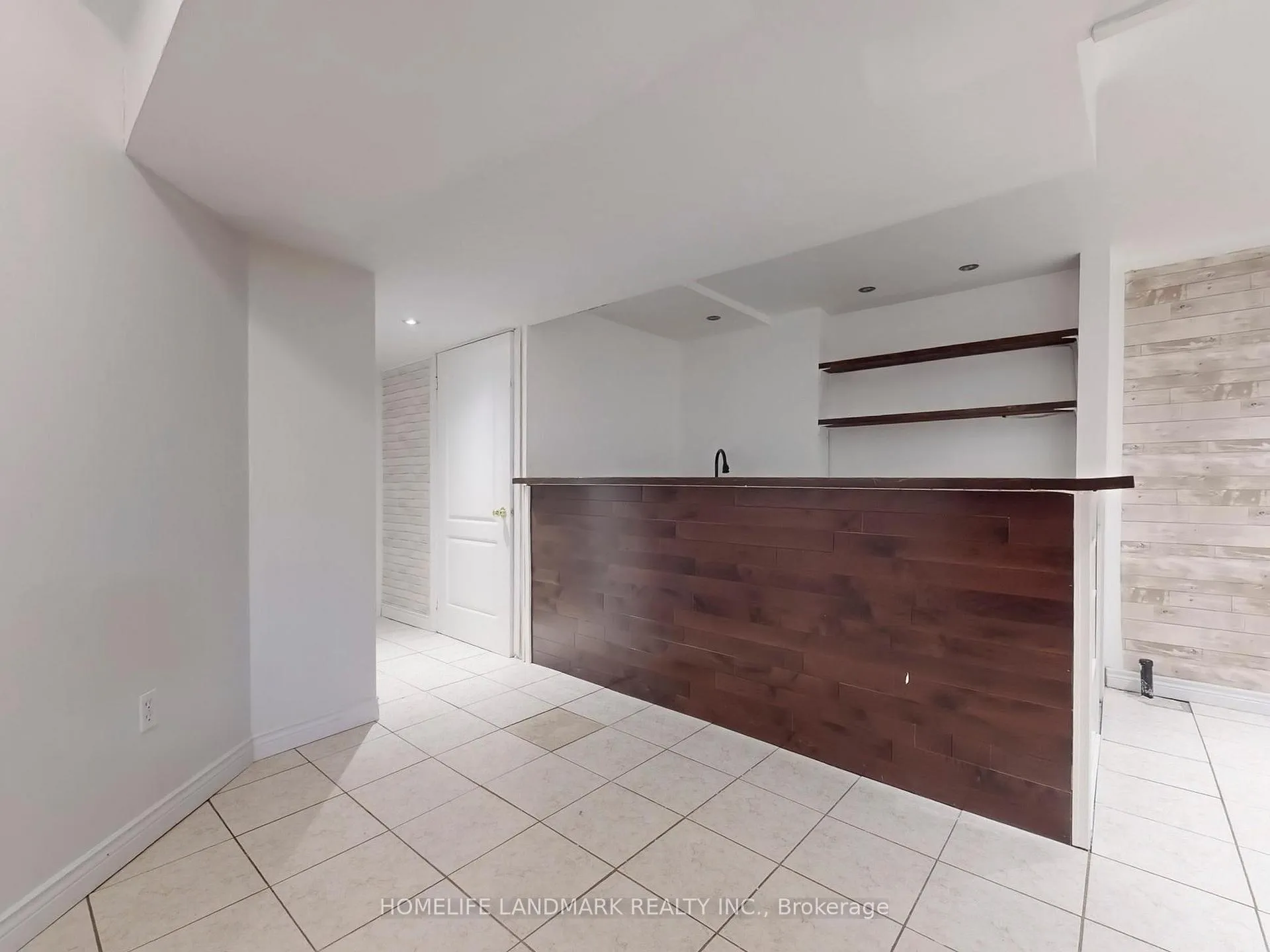 Photo 44 of 10 Lacroix Court, Whitby, Taunton North — HOMEH