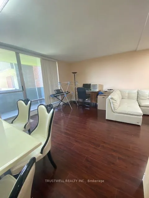Photo 3 of Unit 519, 1 Massey Square, Toronto, Crescent Town — HOMEH