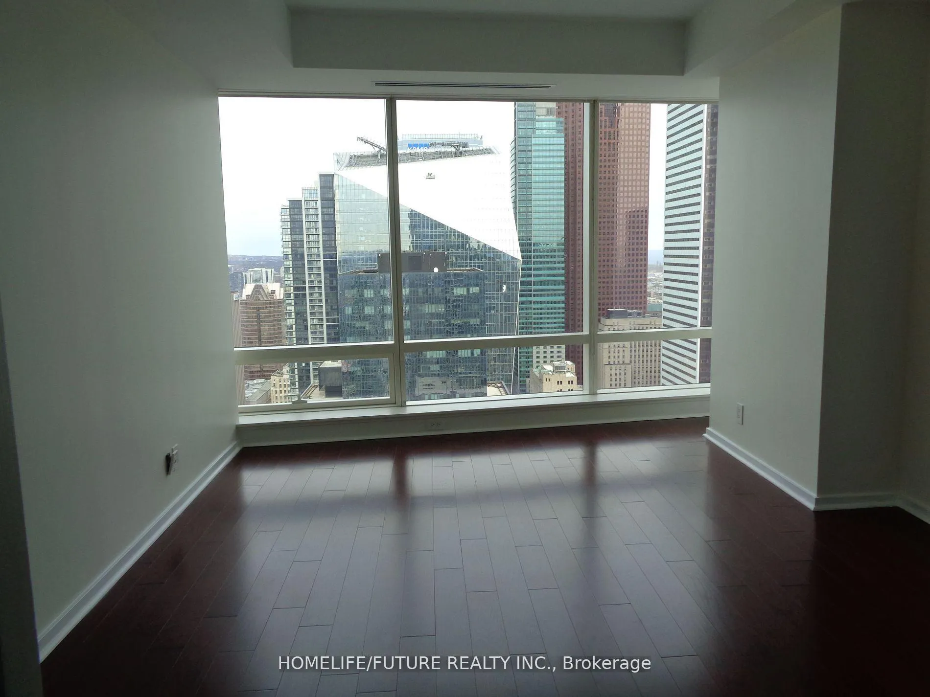Photo 11 of Unit 4807, 180 University Avenue, Toronto, Bay Street Corridor — HOMEH
